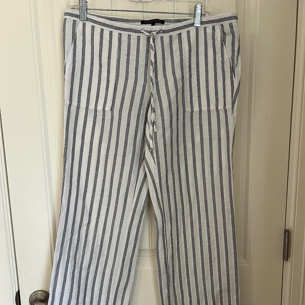 Victoria Secret Blue and White Striped Casual Pants- Size 4